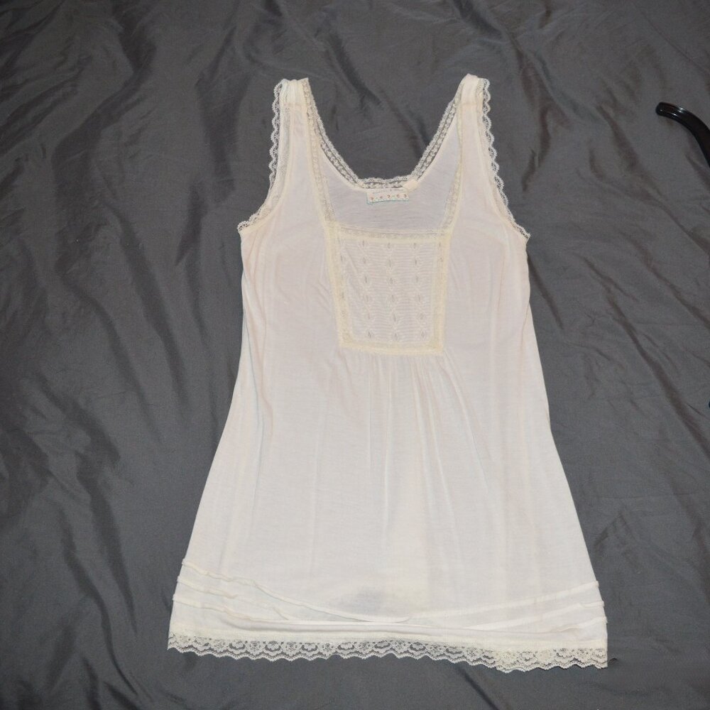 Kimchi & Blue Summer Top Size S
